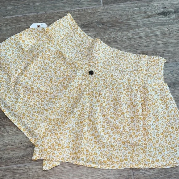 🌻 BILLABONG WAVES ALL DAY ELASTIC SHORTS 🌻 - Picture 5 of 8